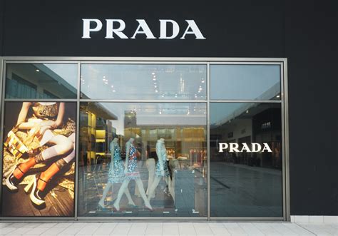 outlet prada civitanova marche orari|Outlet Civitanova Marche orari di apertura VIA SILVIO PELLICO .